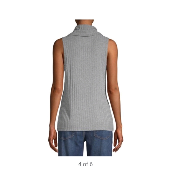 Time and Tru Sleeveless Relaxed Fit Turtleneck - Picture 3 of 3